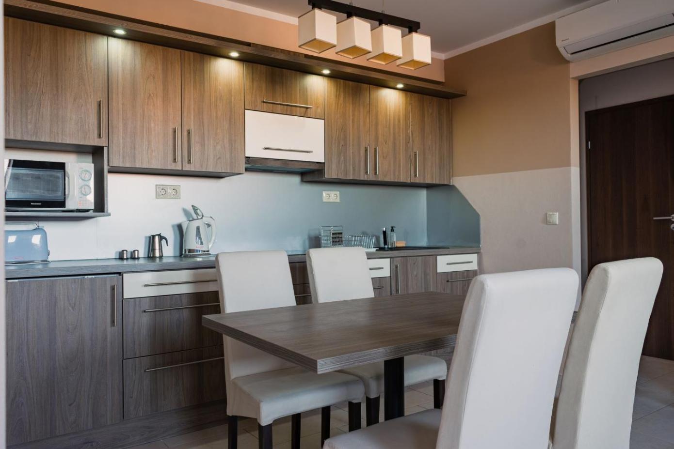 Zafír Apartmanház Sárvár Exteriér fotografie