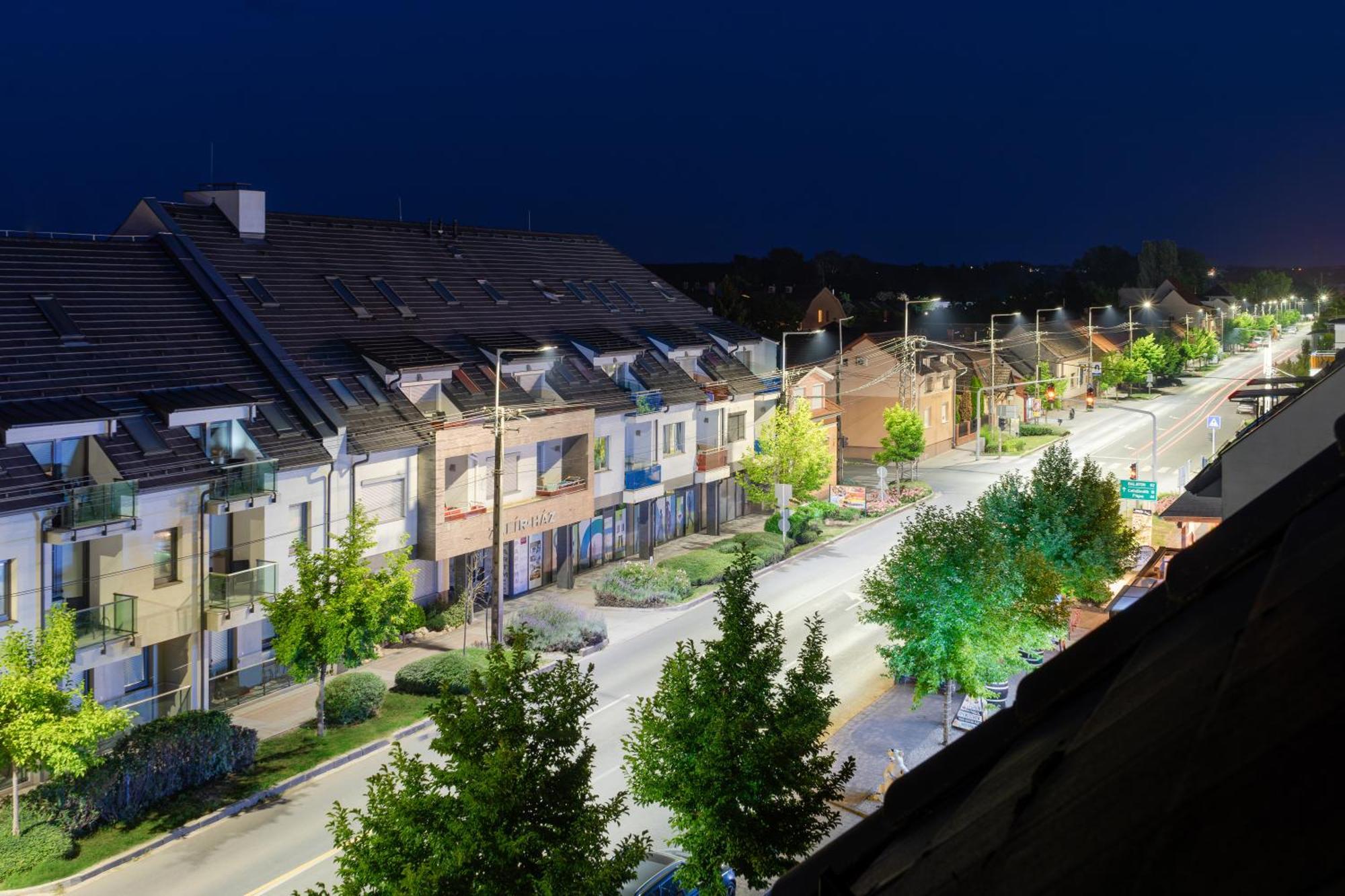 Zafír Apartmanház Sárvár Exteriér fotografie
