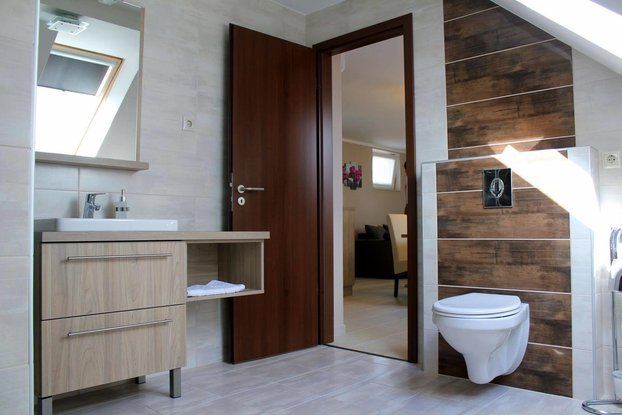 Zafír Apartmanház Sárvár Exteriér fotografie
