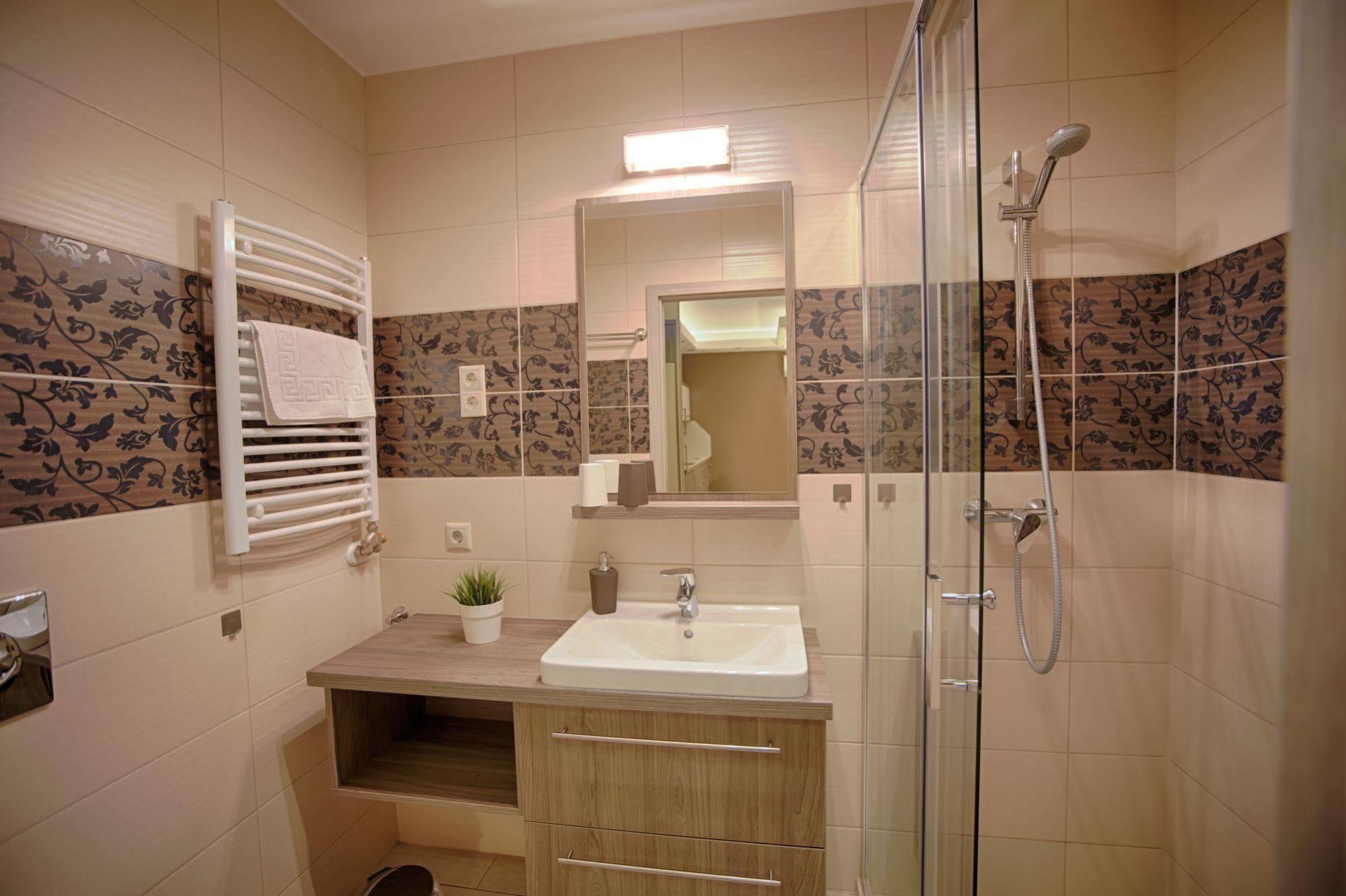 Zafír Apartmanház Sárvár Exteriér fotografie